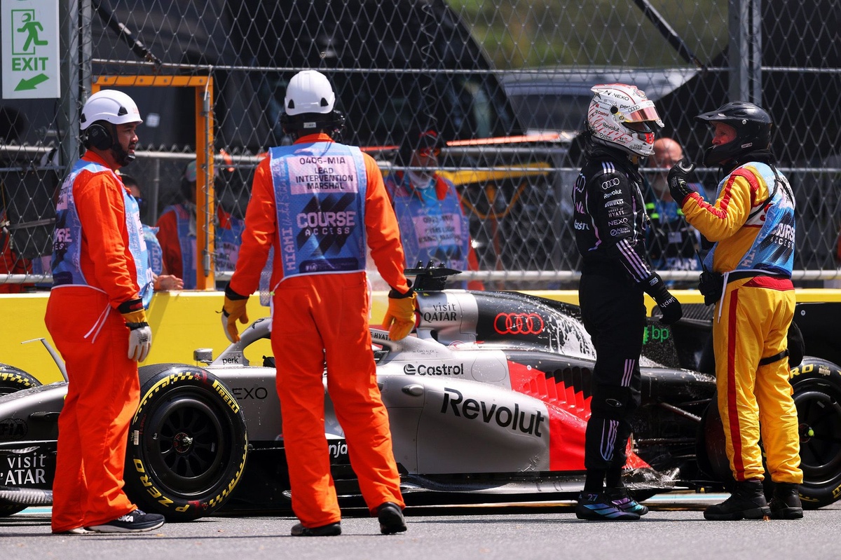 Audi's nightmare Miami F1 weekend: ‘Every single problem was different’ source thumbnail