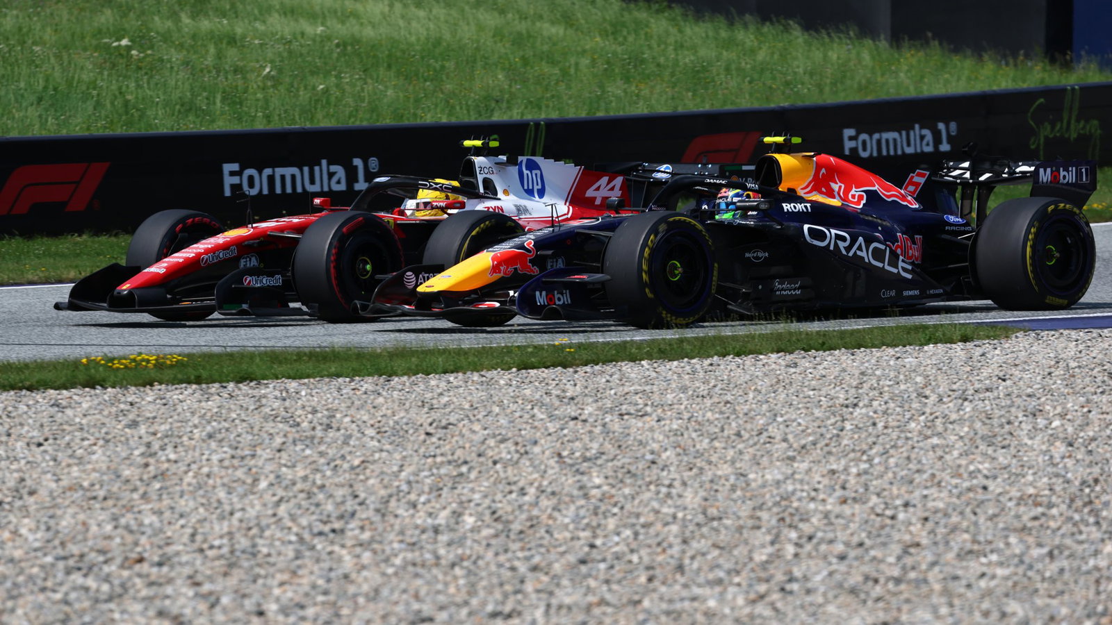 Isack Hadjar enjoys first proper fight with F1's "big boys" source thumbnail