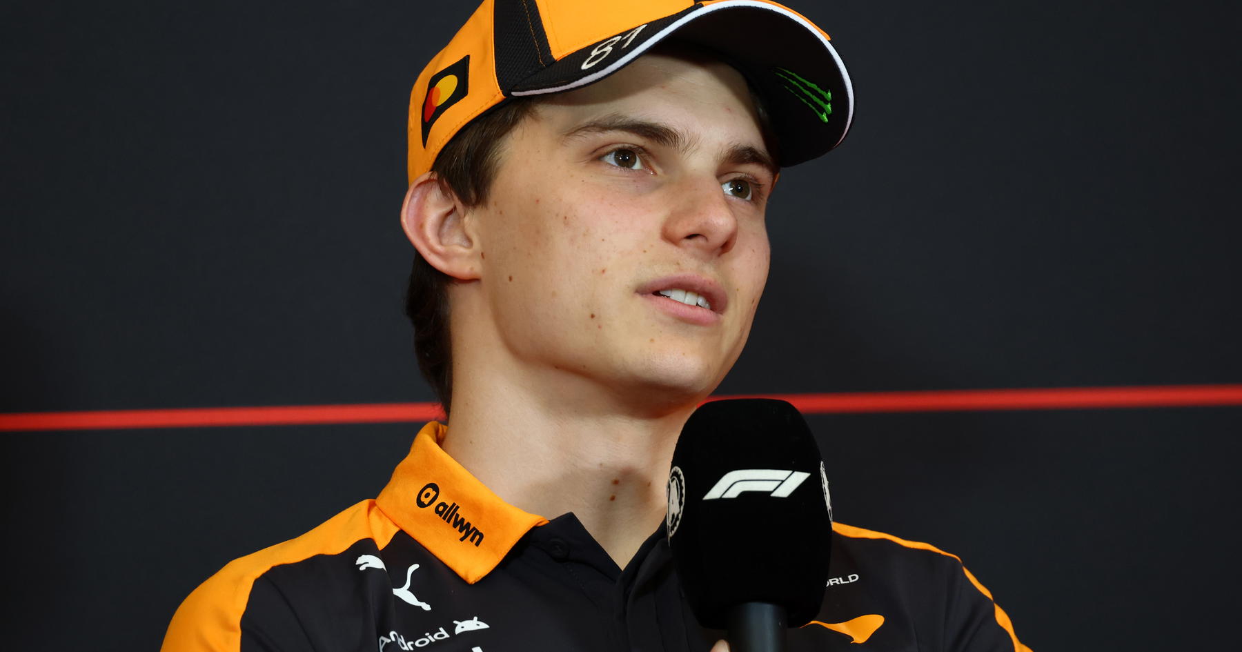Oscar Piastri makes striking McLaren call despite being 'under no illusions' source thumbnail