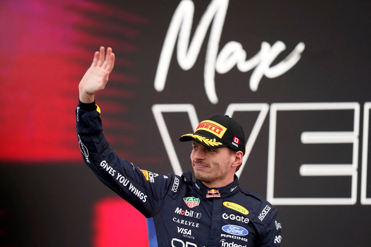 David Croft praises Max Verstappen's "brave" stance against F1 2026 regulations source thumbnail
