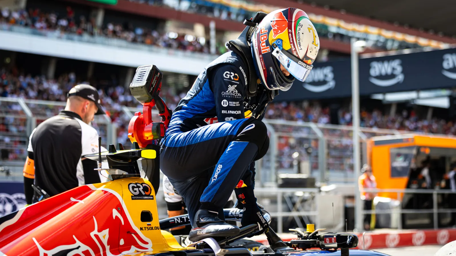 Red Bull hopeful to be handed F1 debut in special test thumbnail