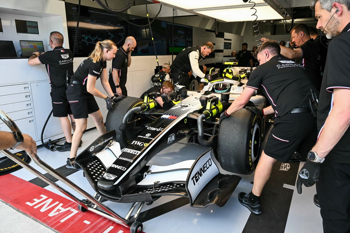 "No nine to five cruise" - The rewarding challenge of assembling Cadillac's trackside team from scratch thumbnail