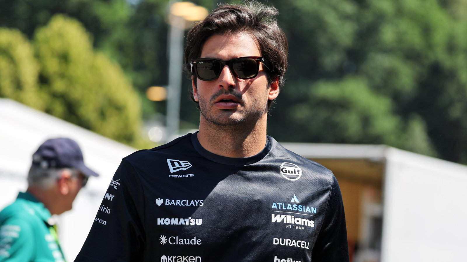Sainz doesn't “expect any miracles” as Williams runs new upgrade at Silverstone source thumbnail