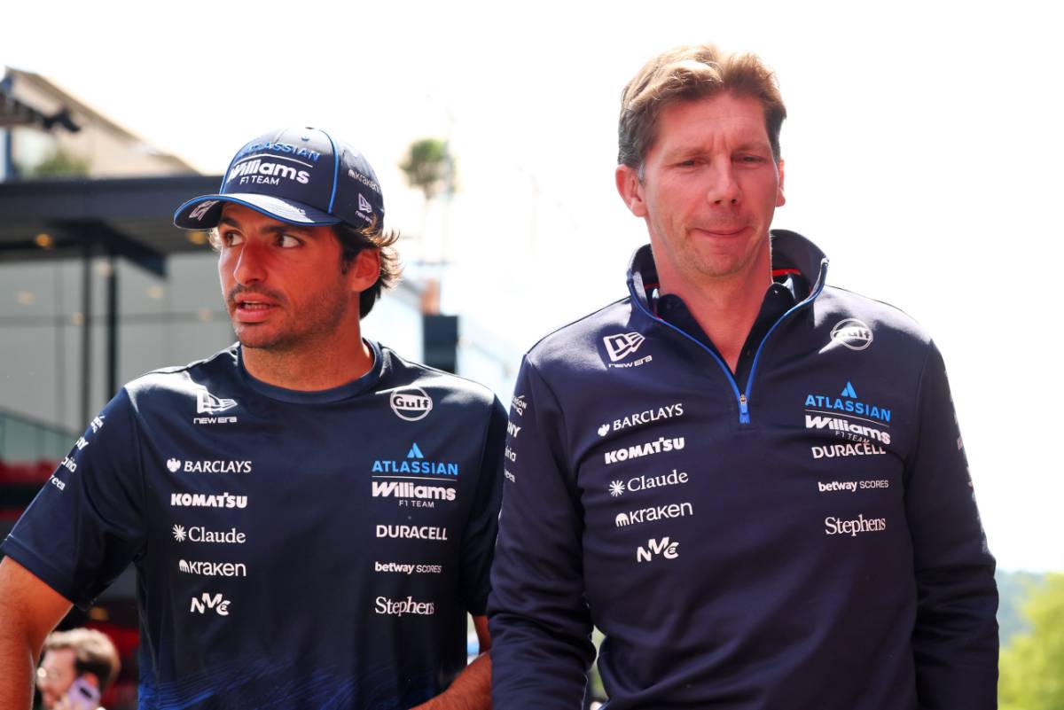 Sainz sets out clear condition for staying at Williams source thumbnail