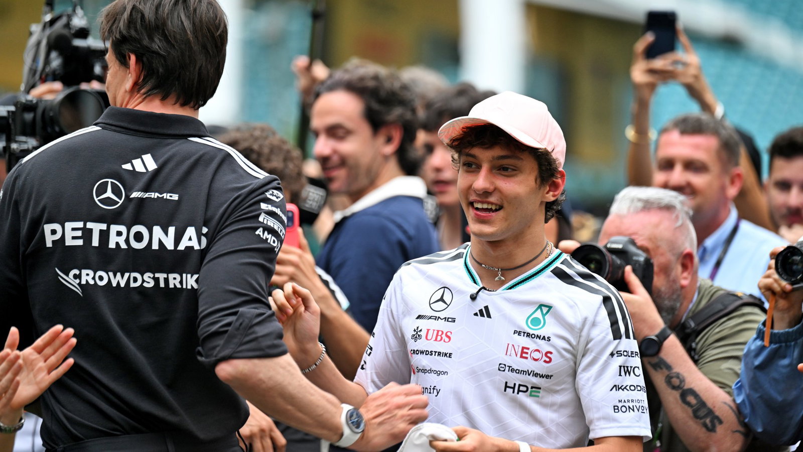 Toto Wolff hails "diligent" Mercedes programme after Kimi Antonelli's F1 emergence source thumbnail