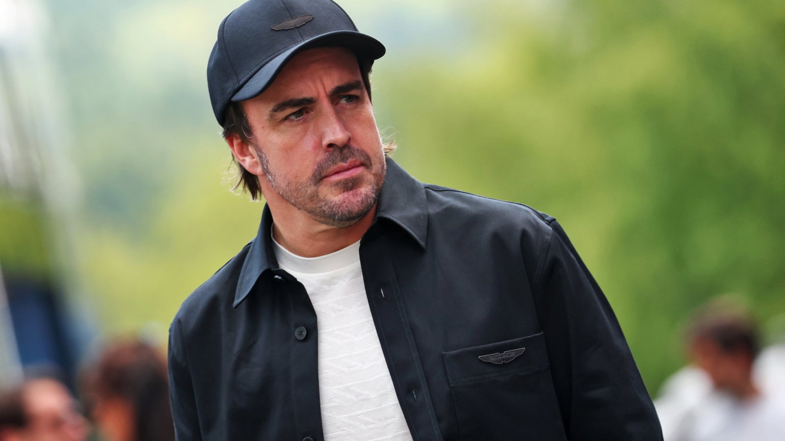 Adrian Newey addresses Fernando Alonso's F1 future with Aston Martin source thumbnail