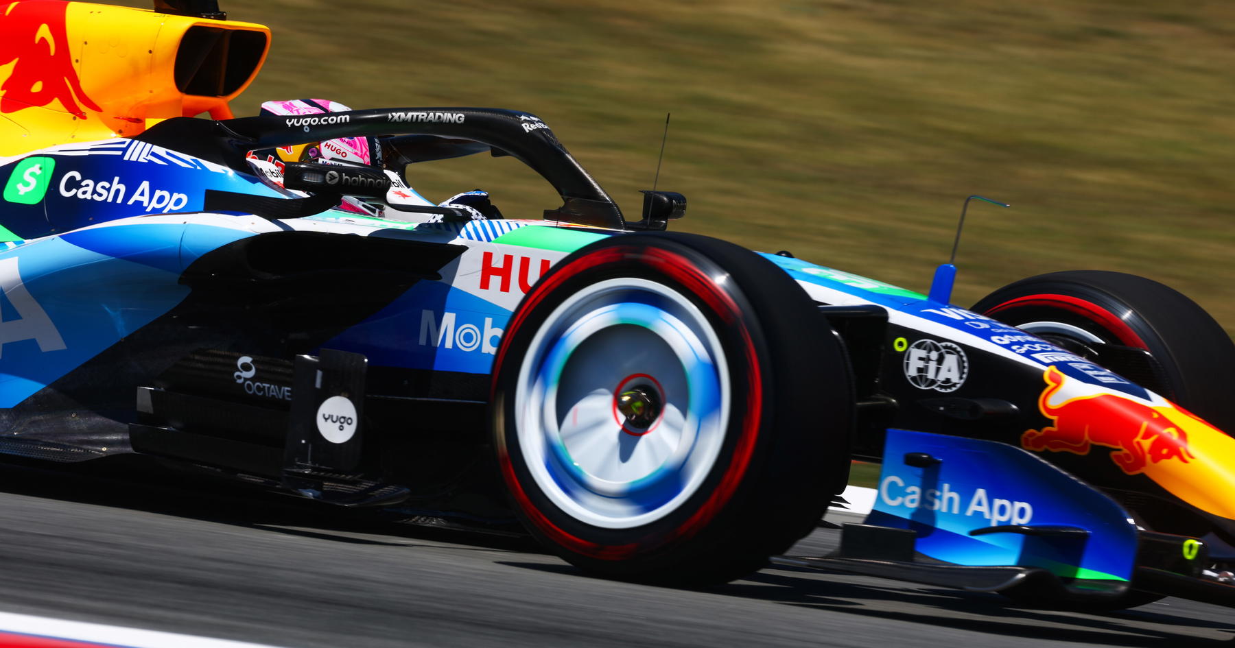 Liam Lawson airs frustration after shock F1 turnaround source thumbnail