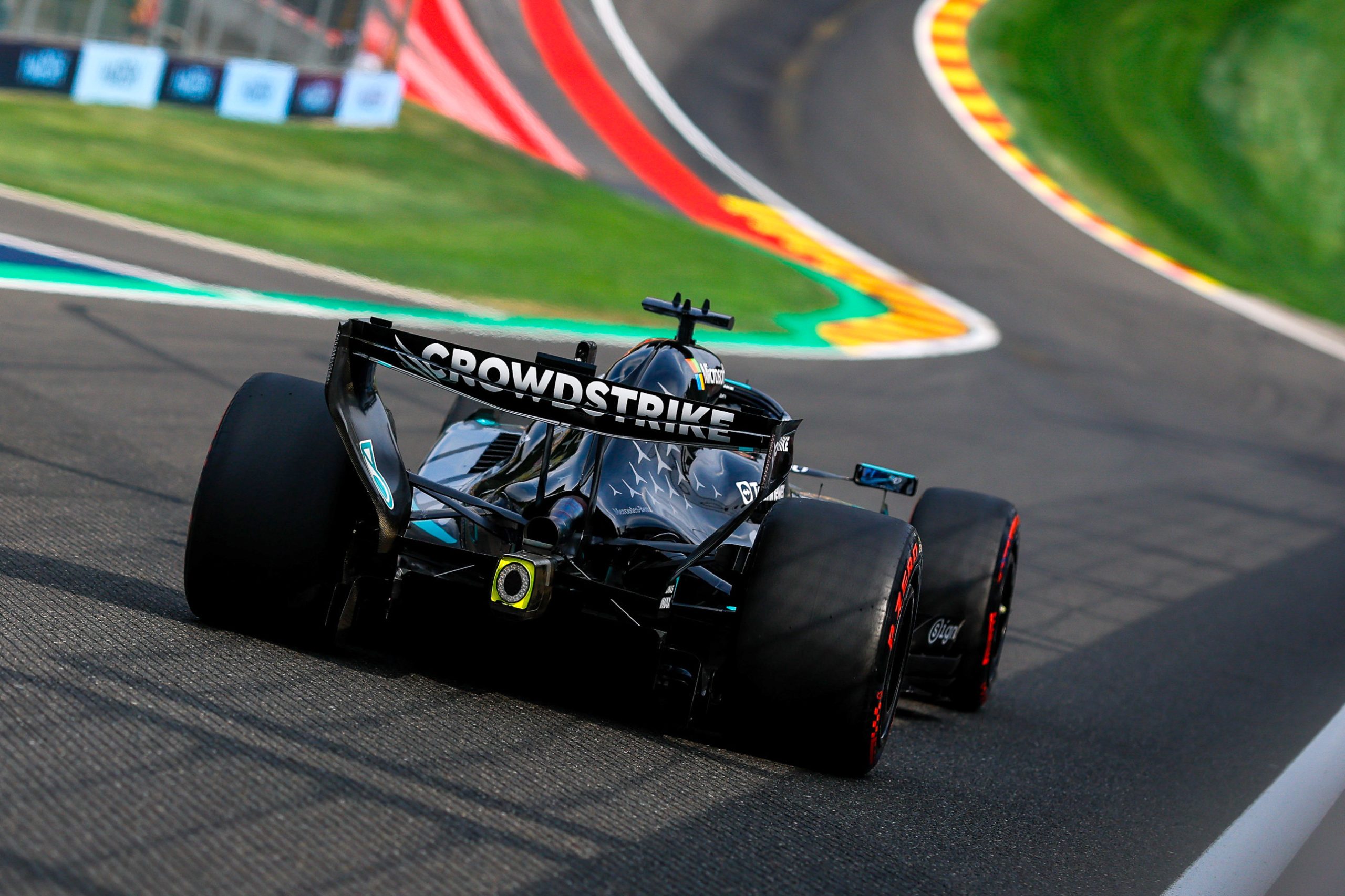 Mercedes digging in but still puzzled by Russell's deployment issues thumbnail