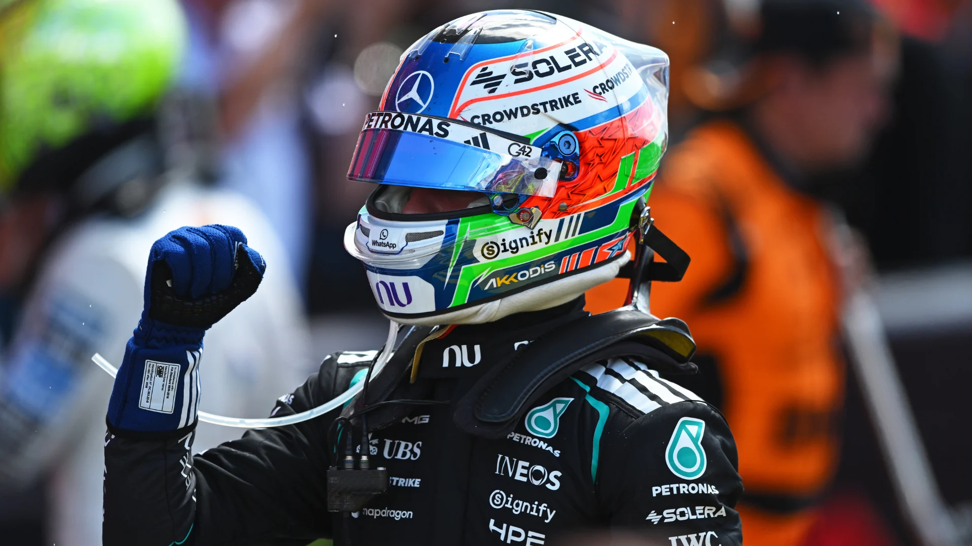 Antonelli beats Hamilton to Silverstone Sprint win thumbnail