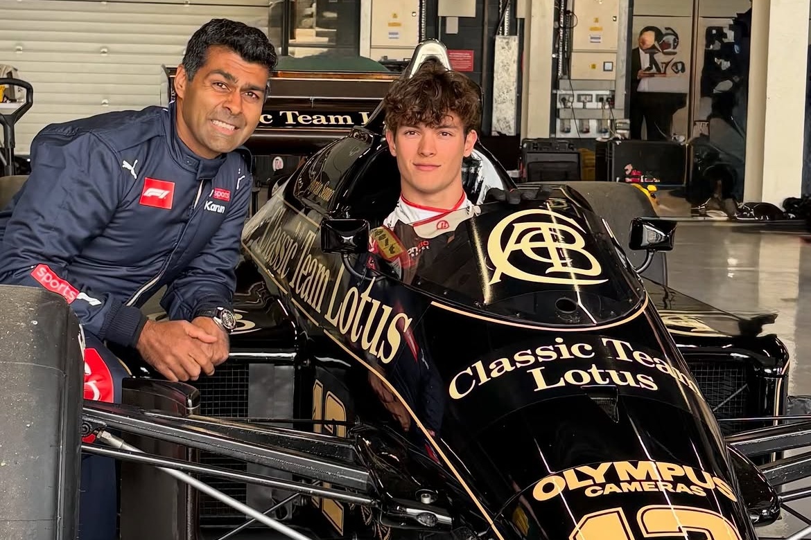 Bearman moved to tears after driving Senna's iconic Lotus source thumbnail