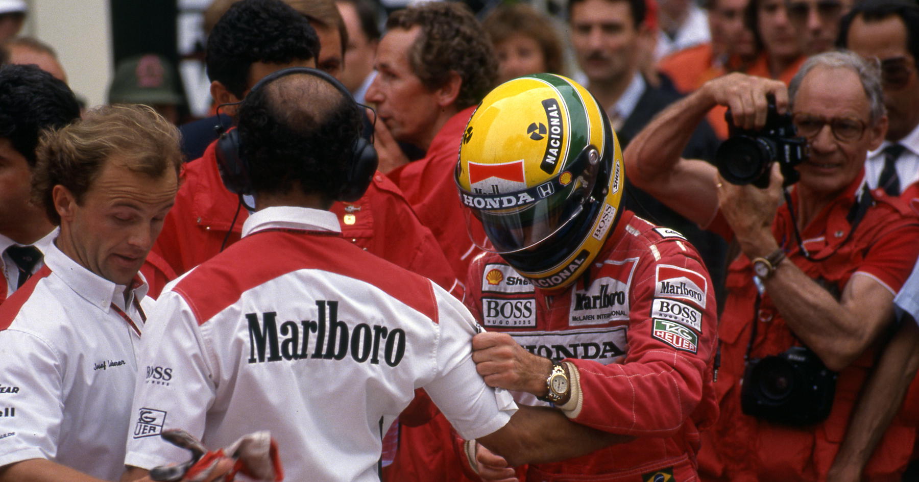 Ayrton Senna helmet shatters expectations with eye-watering price at F1 auction thumbnail