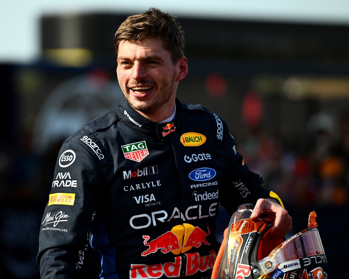 Max Verstappen commits to Red Bull until end of F1 2030 thumbnail