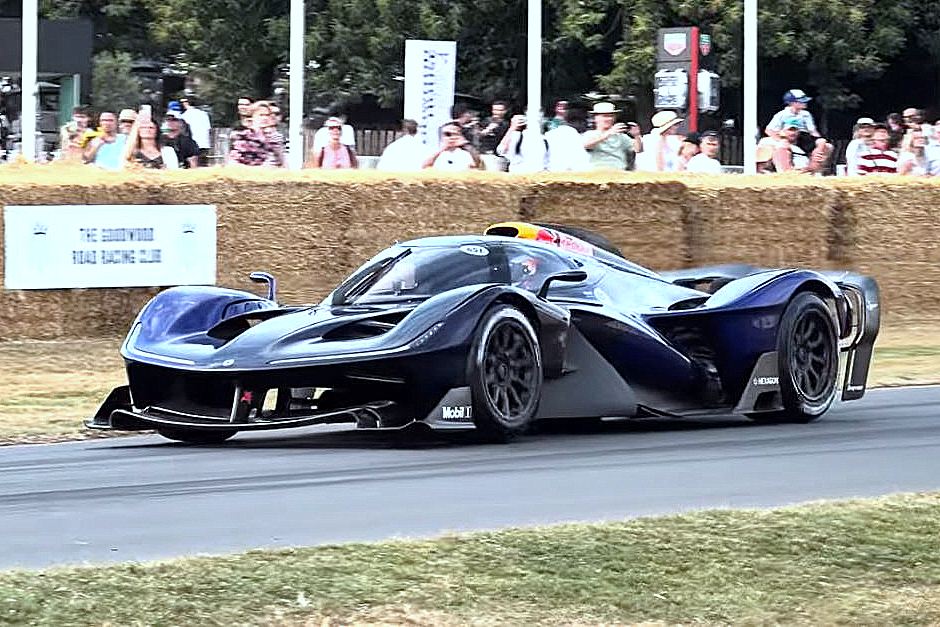 Newey savours ‘incredibly special' RB17 debut at Goodwood thumbnail