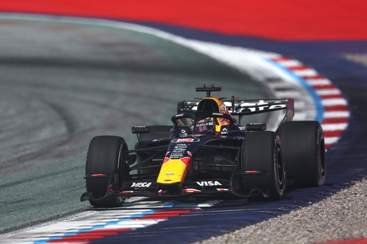 Max Verstappen on George Russell's Austrian GP pole: 'I would have done the same' source thumbnail
