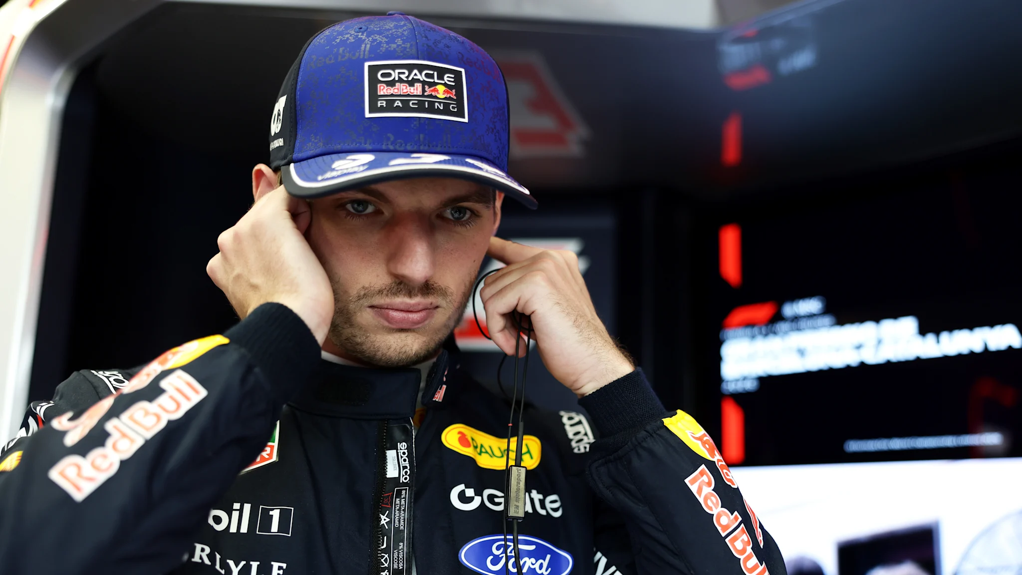 Verstappen explains Red Bull issues on Friday in Barcelona source thumbnail