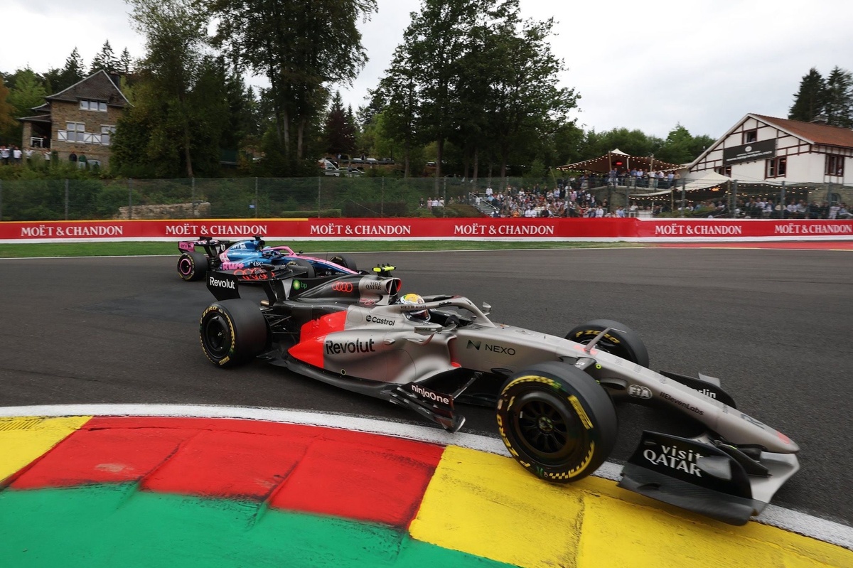 Gabriel Bortoleto refutes idea of F1 2026 cars clashing with driving styles source thumbnail