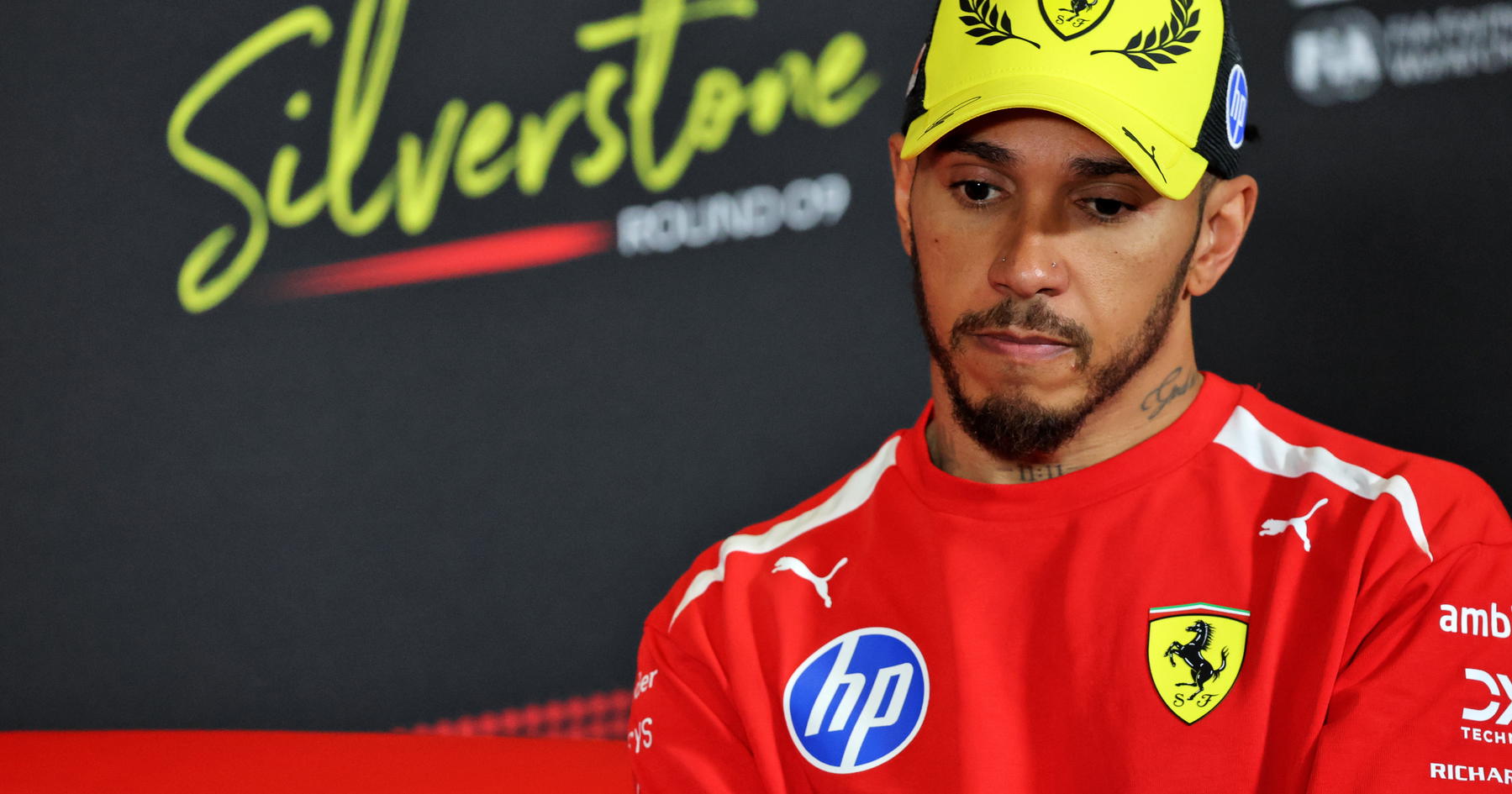 Lewis Hamilton reveals unusual process to deal with 'race track bullies' source thumbnail