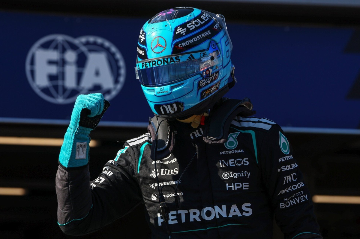 F1 Austrian GP: Russell avoids investigation to take pole after Verstappen crash thumbnail