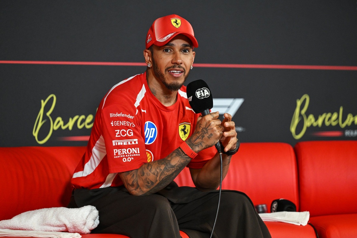 Lewis Hamilton urges more action to tackle "ridiculous" cost of motorsport source thumbnail