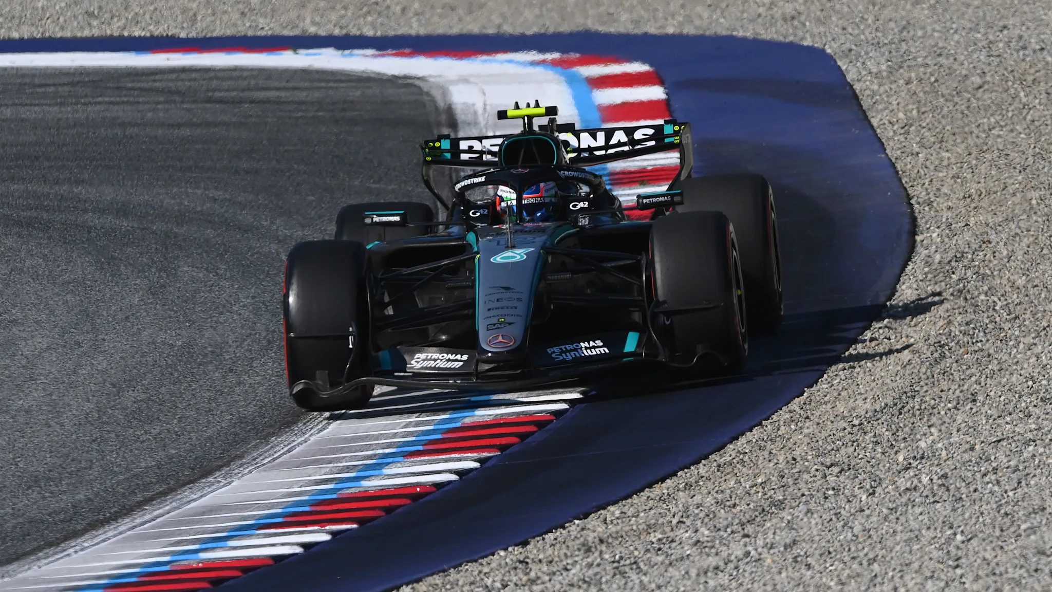 Mercedes expect to have ‘fight on our hands' in Austria source thumbnail