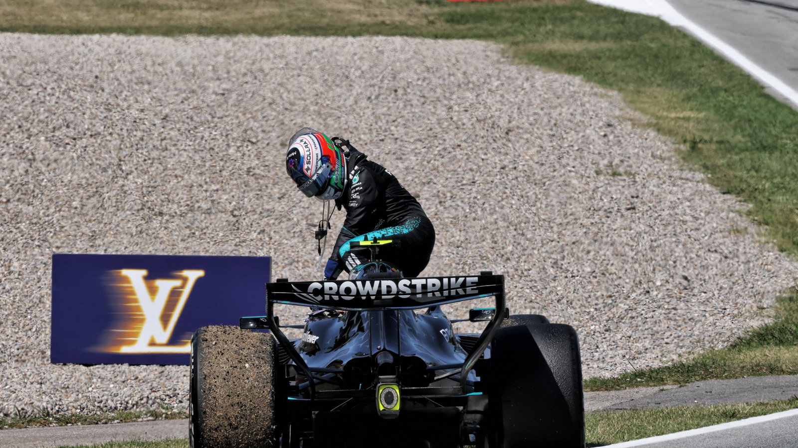 Mercedes makes alarming admission about biggest F1 2026 weakness source thumbnail
