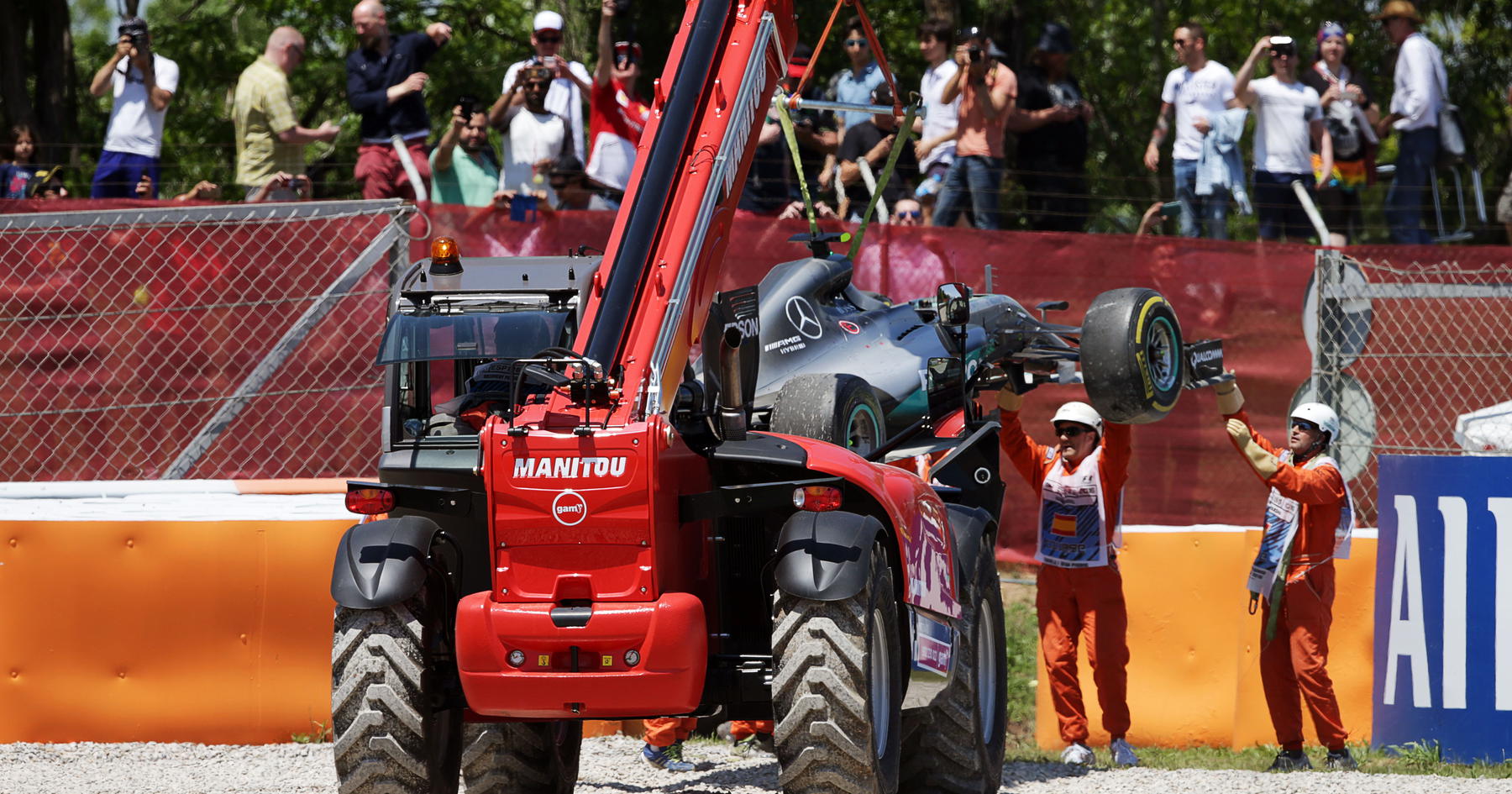 Mercedes shock Lewis Hamilton-Nico Rosberg suspension review revealed source thumbnail