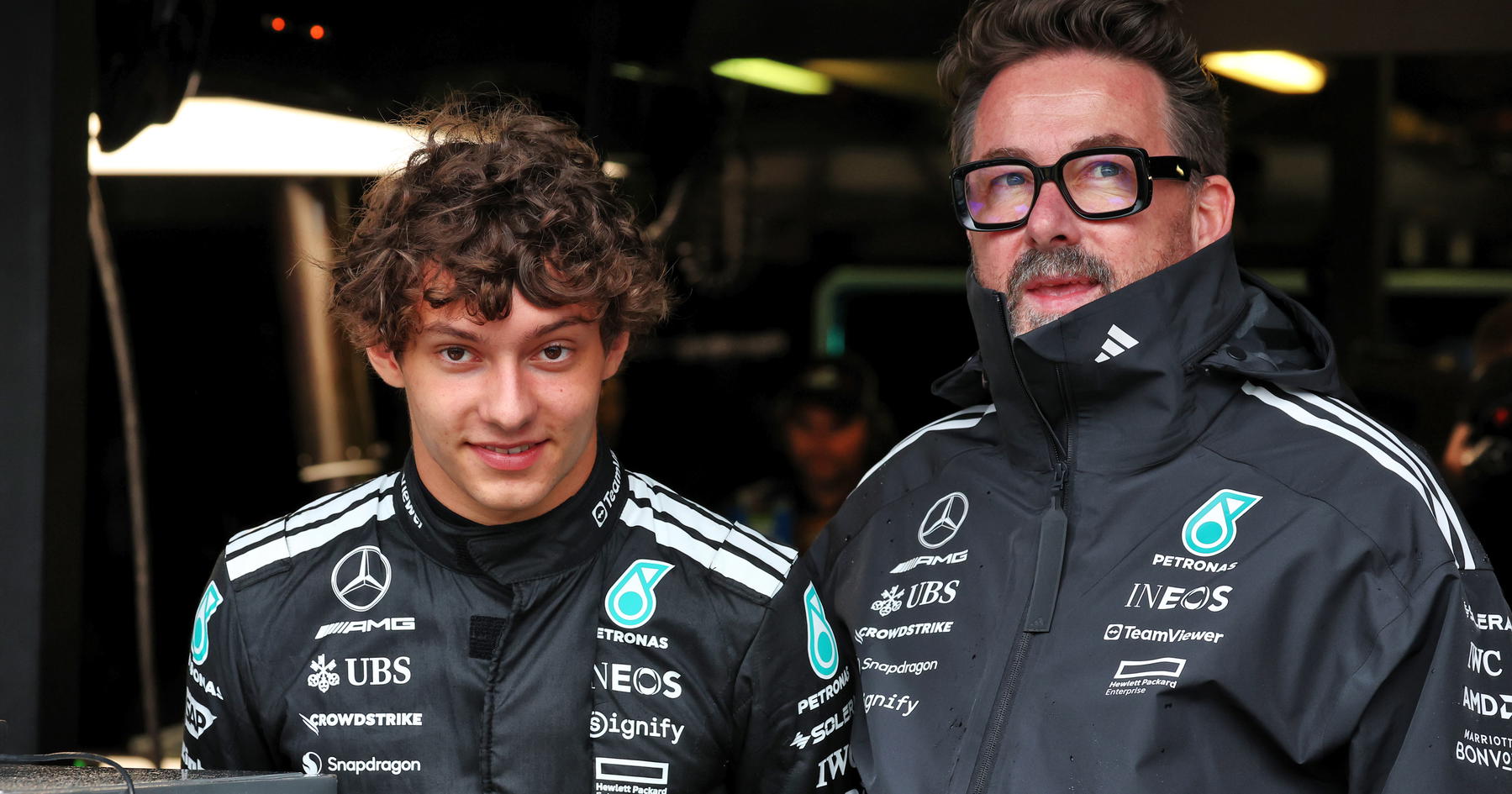 Mercedes respond after Red Bull sign high-profile figure source thumbnail