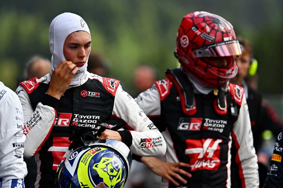 Esteban Ocon and Oliver Bearman contact "cannot happen again, full stop" source thumbnail