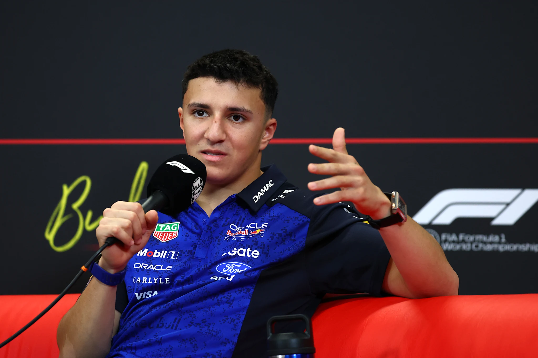 Hadjar weighs up Hungary chances against ‘stronger' Ferrari source thumbnail