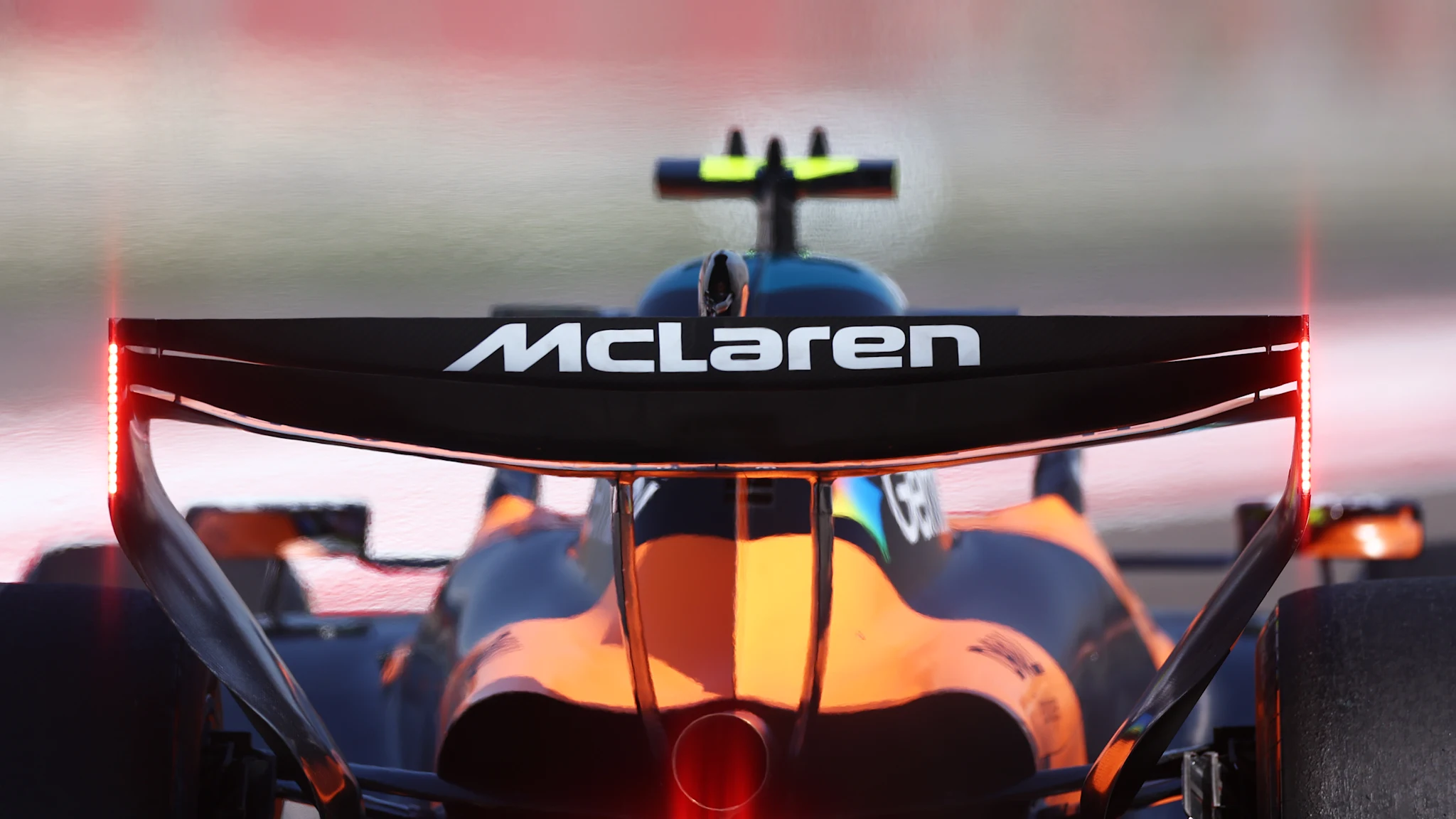 McLaren set out plan for ‘circular F1 car' in sustainability report thumbnail