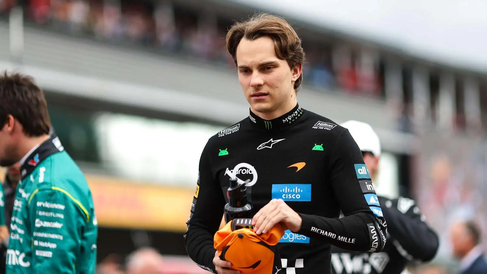 Oscar Piastri declares F1 2026 ‘pretty crap way of racing' source thumbnail