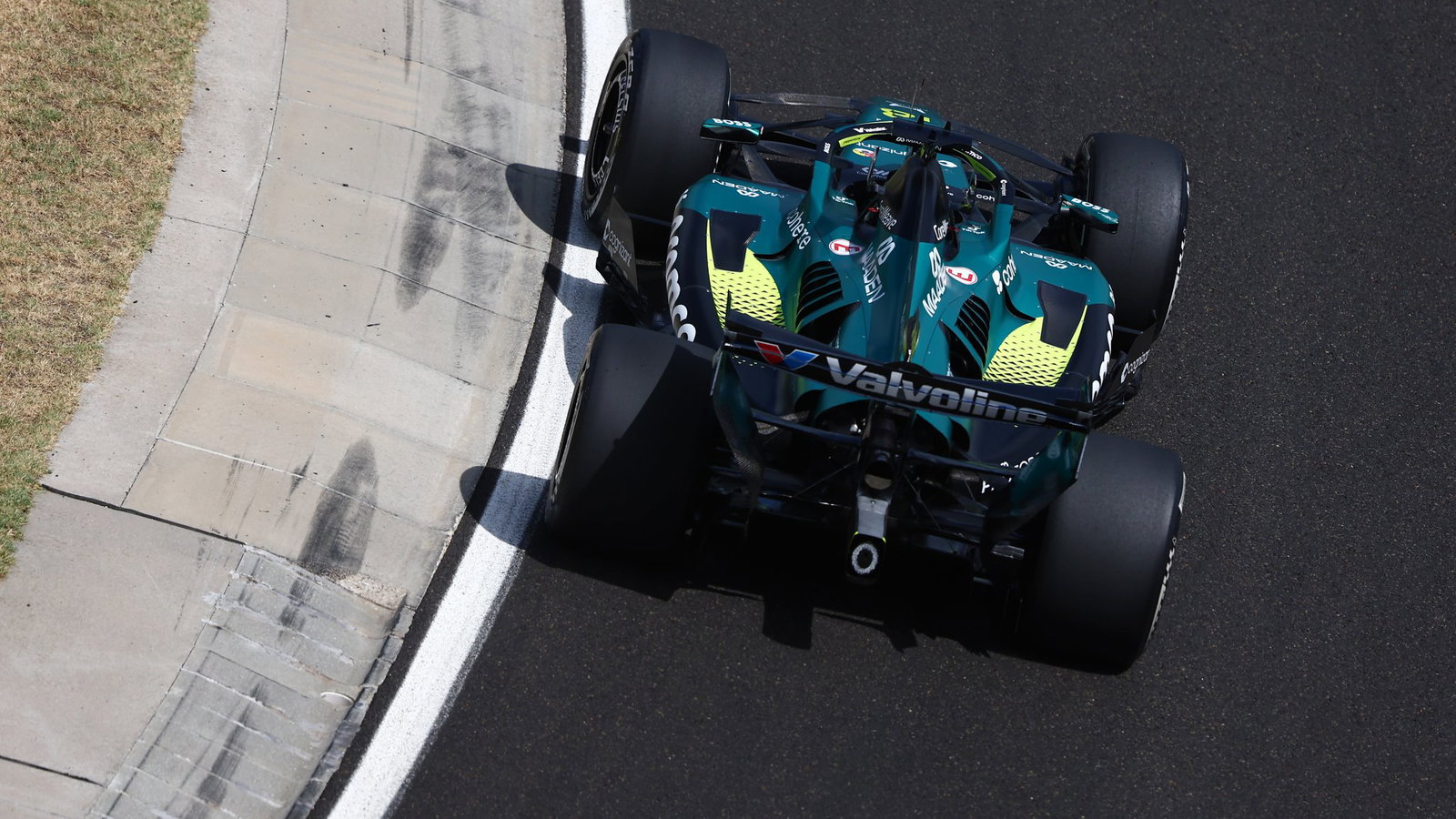 First details of Honda's new F1 engine emerge after track debut source thumbnail