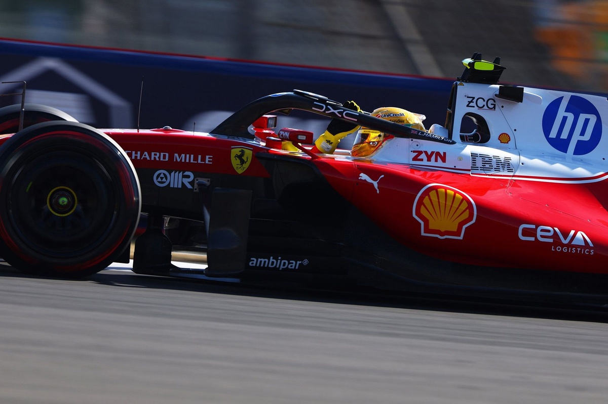 Lewis Hamilton still avoiding Ferrari's F1 sim: ‘It’s helped me massively’ source thumbnail