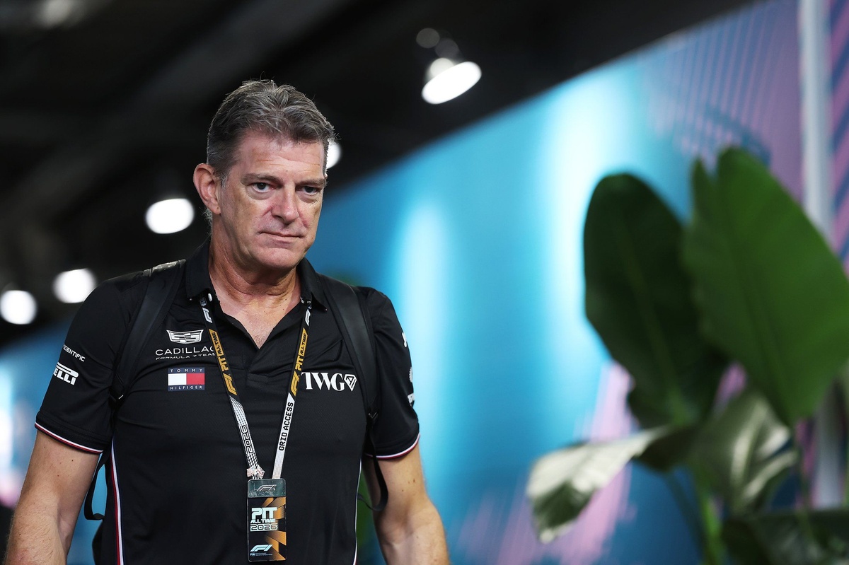 Cadillac hires new F1 team boss, Graeme Lowdon leaves thumbnail