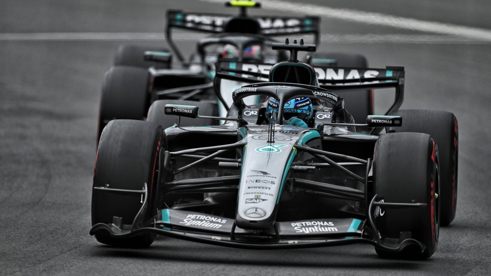 Mercedes uncovers details of George Russell's “catastrophic failure” source thumbnail
