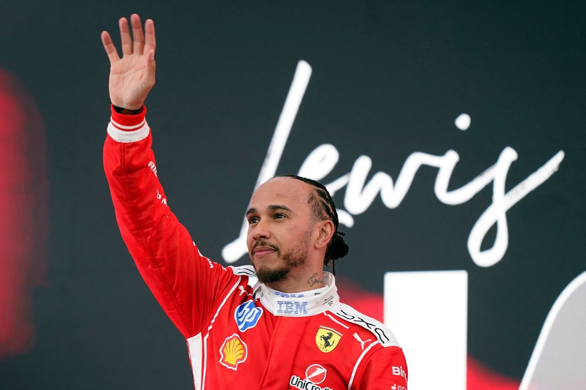 Lewis Hamilton Ferrari impact compared to Michael Schumacher by Claire Williams thumbnail