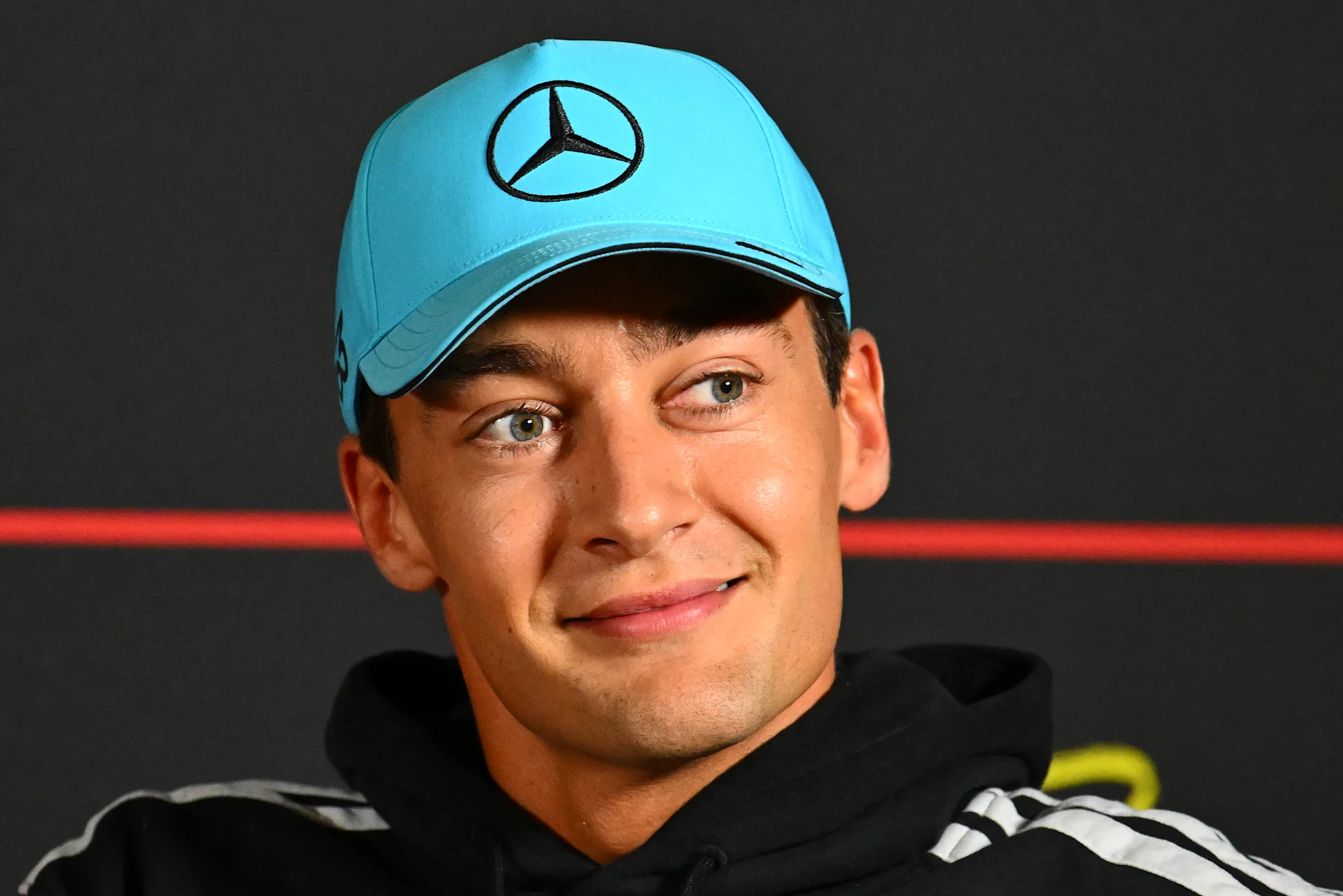 Russell insists his Mercedes seat ‘never felt under threat' thumbnail