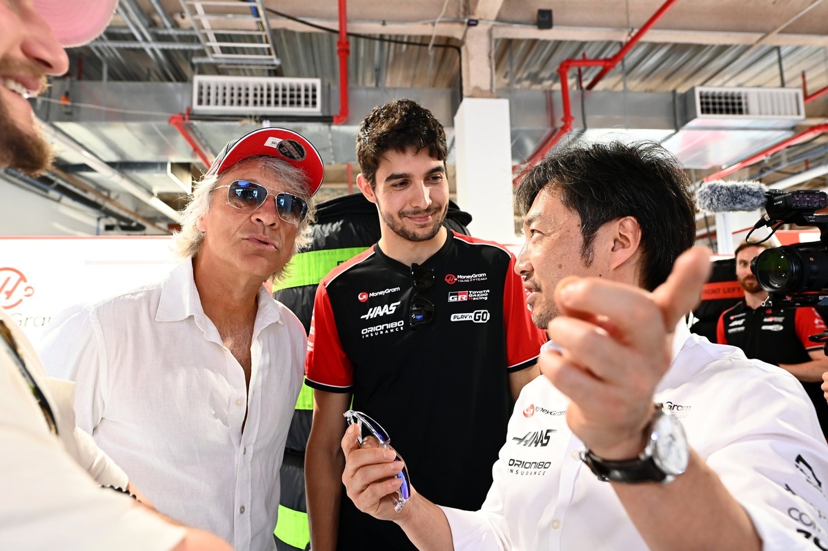 Haas F1 team boss furious about Esteban Ocon stories online: "F****** hell, is that journalism?" source thumbnail