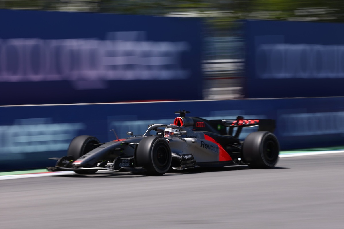 F1 Canadian GP live commentary and updates - sprint qualifying | Live text | Motorsport.com thumbnail