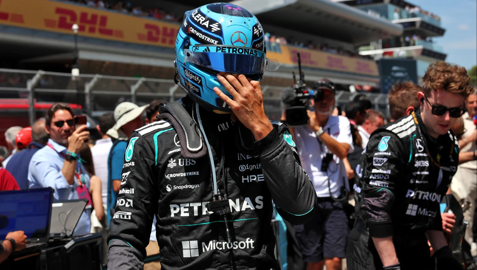 George Russell makes ‘big concern' admission over recent Mercedes F1 reliability source thumbnail