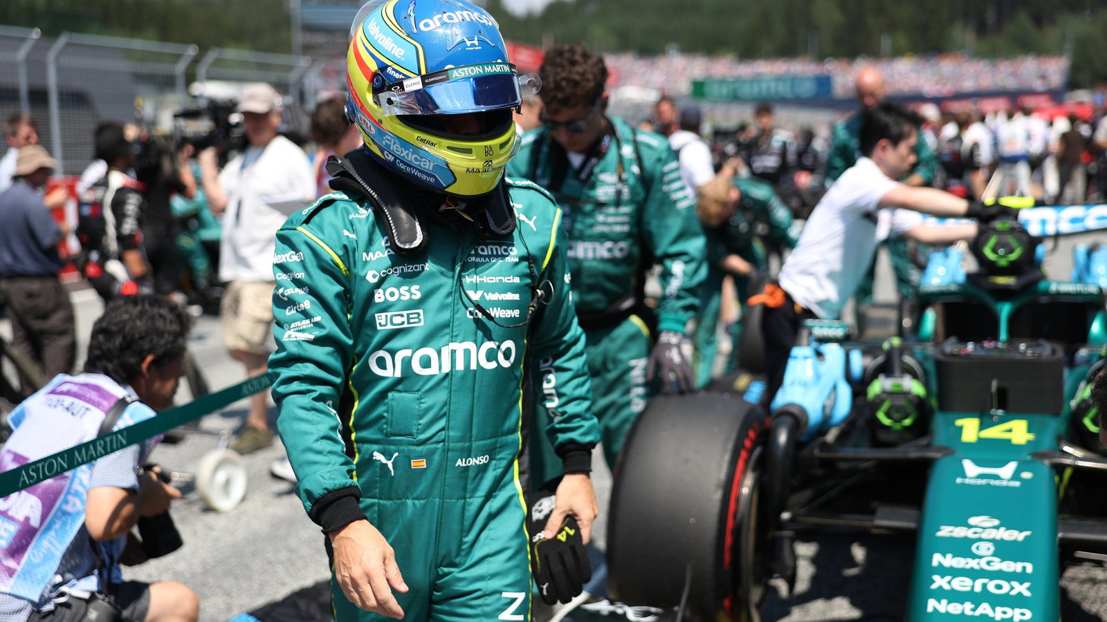‘They don't know the last 25 years’ - Fernando Alonso’s defiant message over F1 struggles source thumbnail