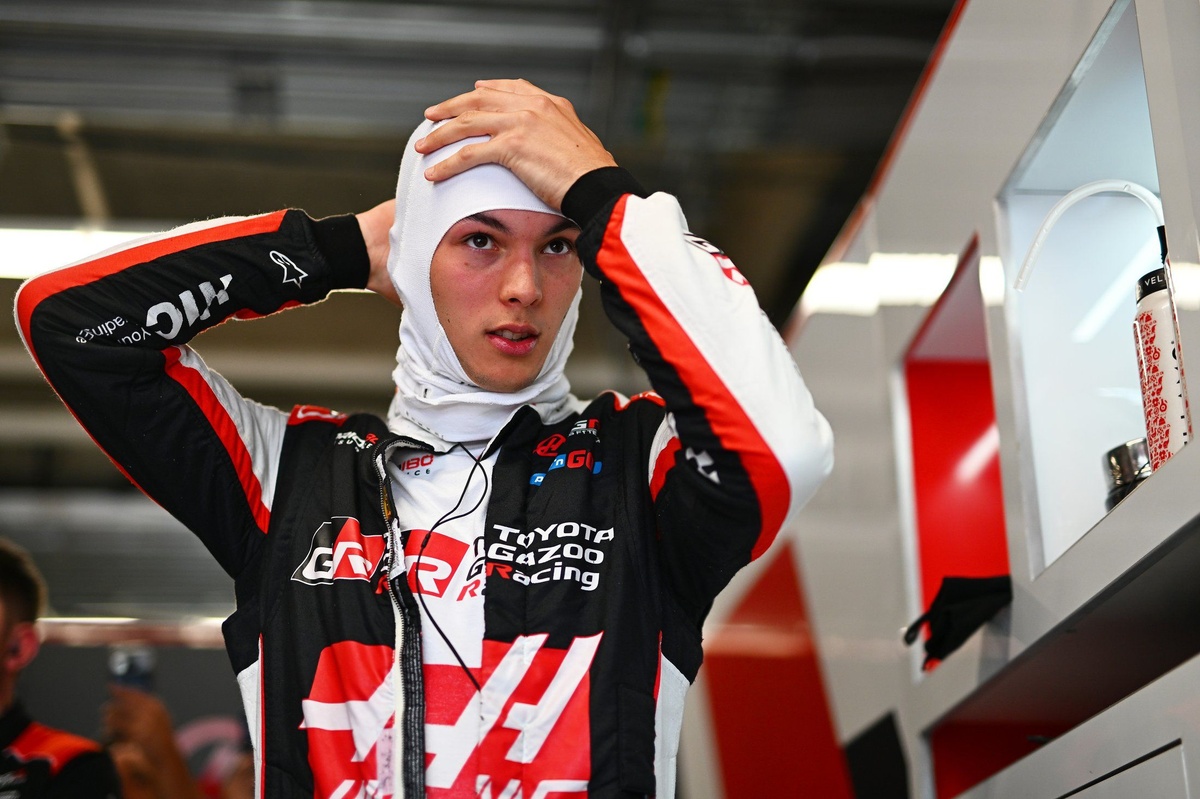 Ollie Bearman: Haas "chasing our tail all weekend" with updates and Montreal bumps thumbnail