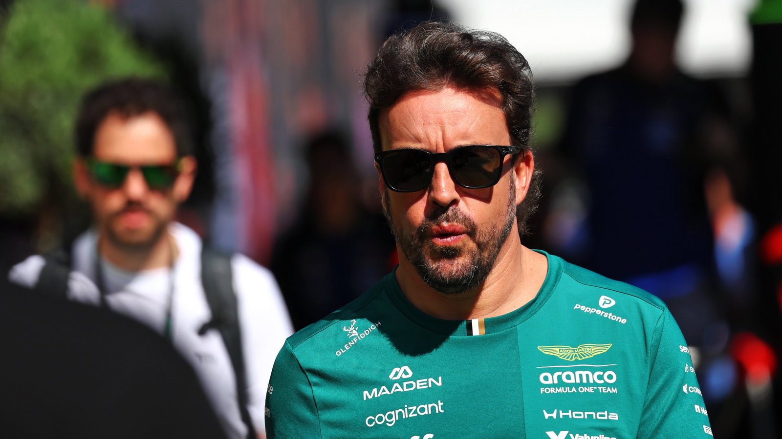 Aston Martin F1 boss apologises after “difficult” Barcelona showing source thumbnail