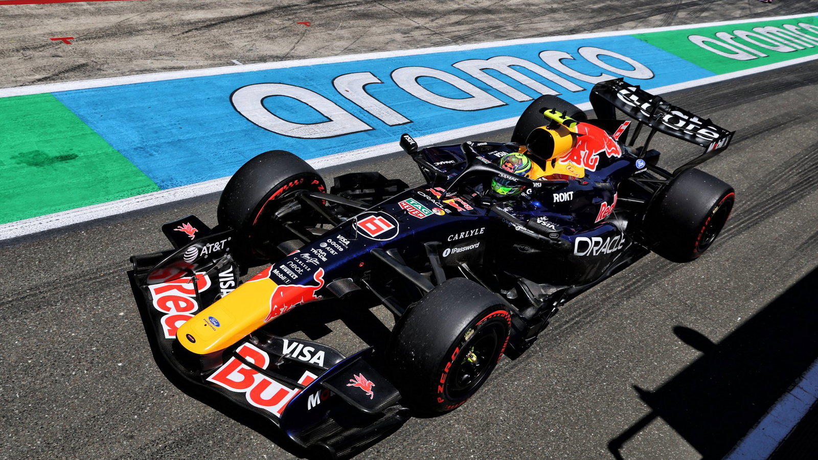 The Red Bull car issue that hampered Hadjar's Austria F1 qualifying source thumbnail