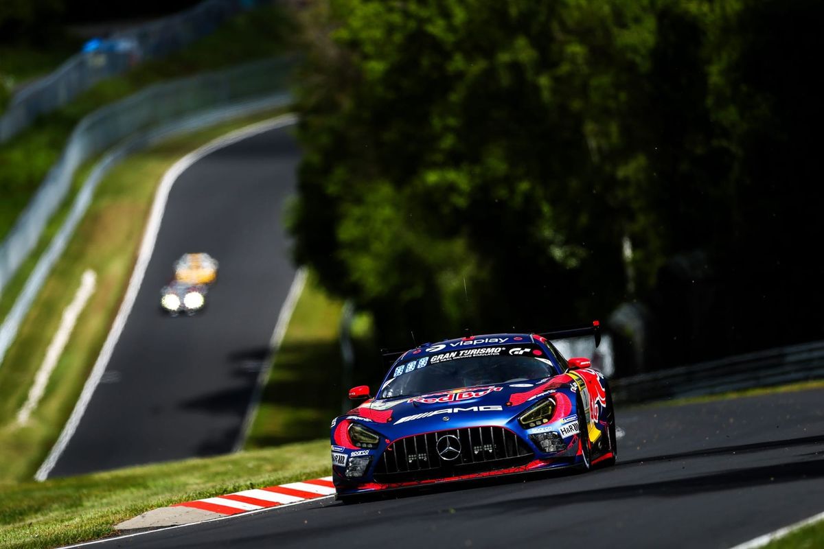 Verstappen's Nurburgring 24 Hours win hopes dashed abruptly source thumbnail