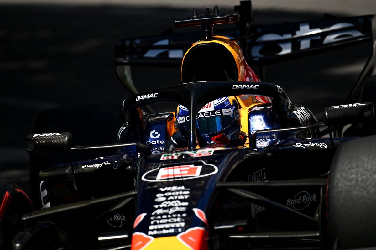 Max Verstappen's F1 future: Are McLaren talks serious, or a way to put pressure on Red Bull? thumbnail