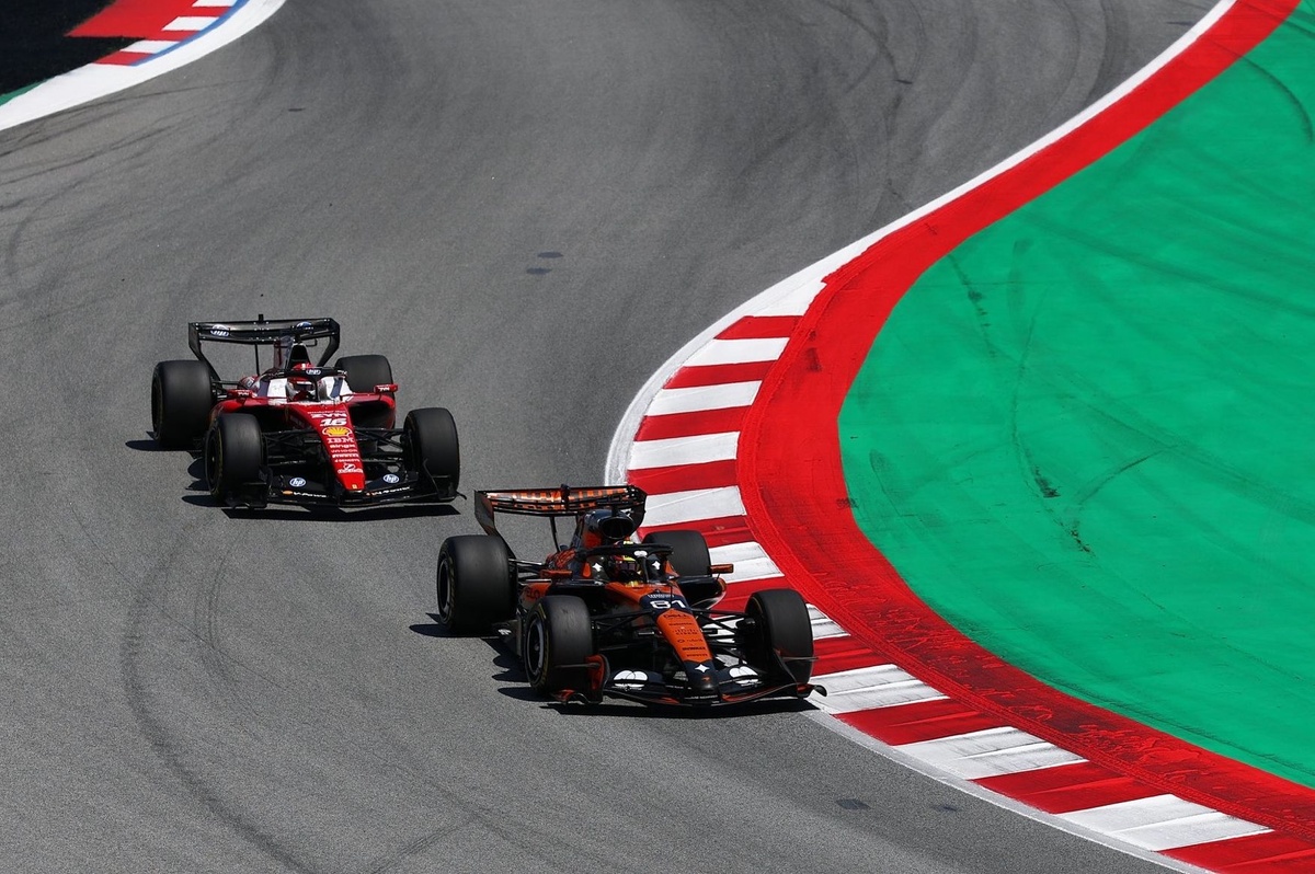 McLaren to trial upside-down rear wing at F1's Austrian GP thumbnail