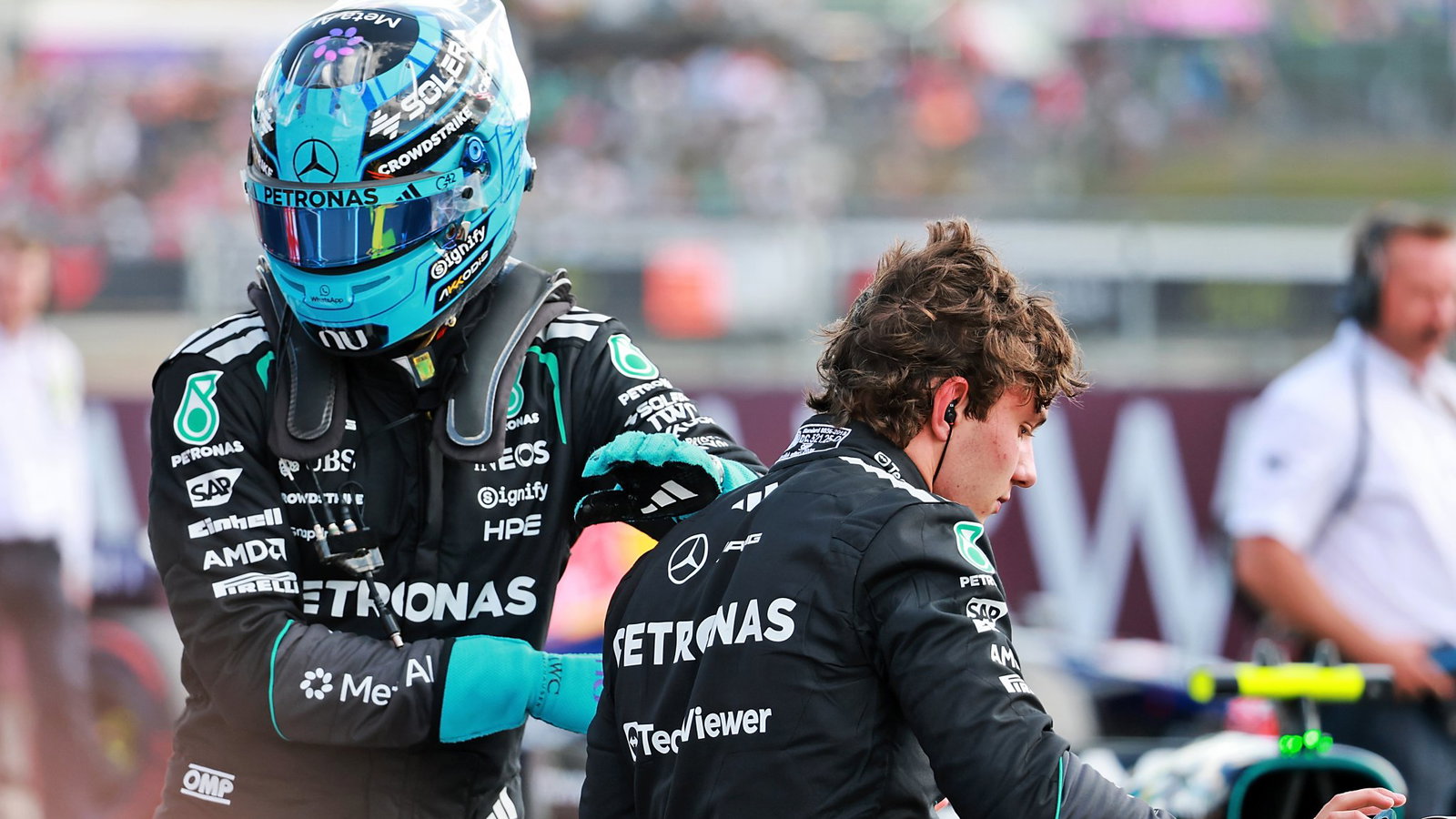 Where George Russell is suffering compared to Kimi Antonelli at Silverstone thumbnail
