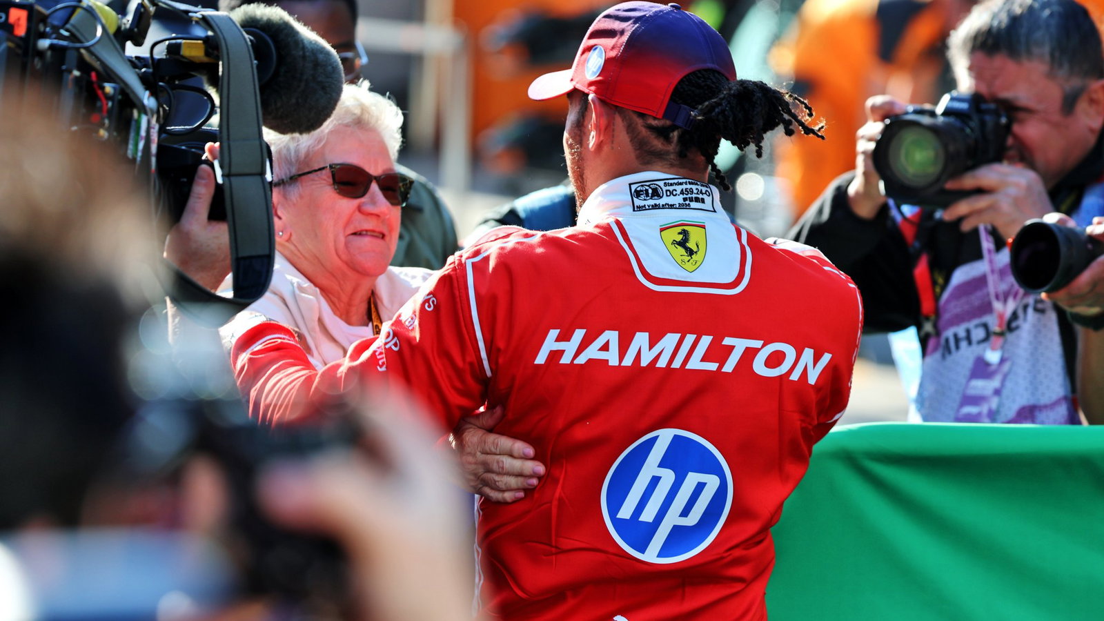 Hamilton wants to bring “lucky charm” more after best result for Ferrari source thumbnail