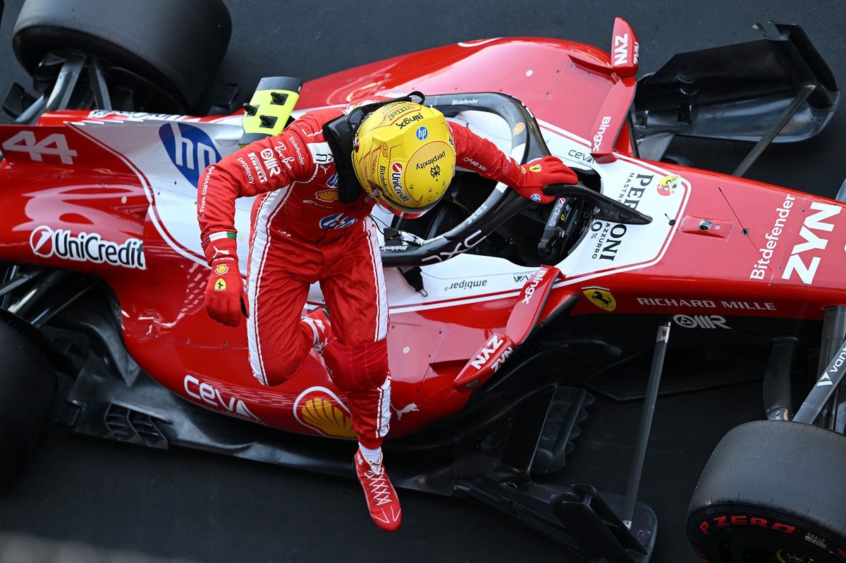 Carlos Sainz's theory on Lewis Hamilton's Ferrari breakthrough source thumbnail